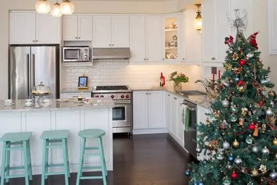 Christmas In The Kitchen – Holiday Decorating Ideas Archives - Miracle  Method Surface Refinishing Blog