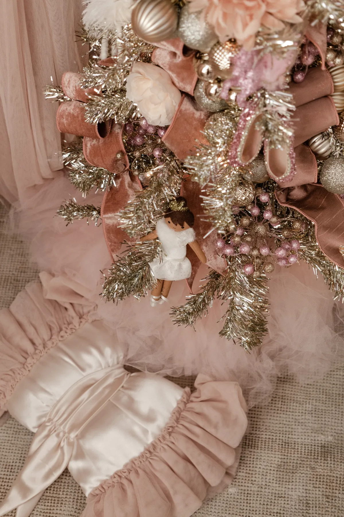 Christmas inspired Baby Nursery - MYWELLIHOUSEDECOR