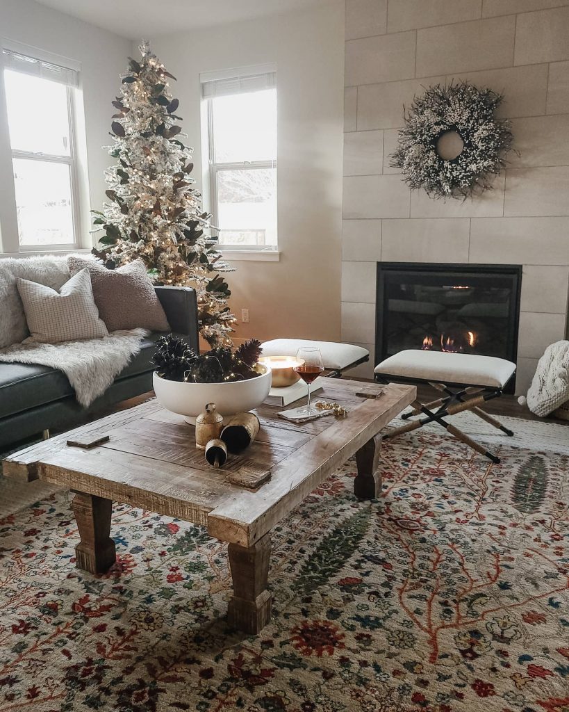 Christmas Rugs: Deck the Halls with Festive Rugs – Rugs USA
