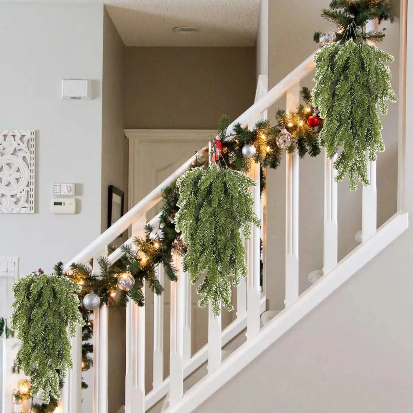 Christmas Swags Artificial Pine Needle Hanging Wreath with Velvet Bow for  Outdoor Fireplace Door Mantel Banister Window Holiday Seasonal Decorations  - Walmart.ca