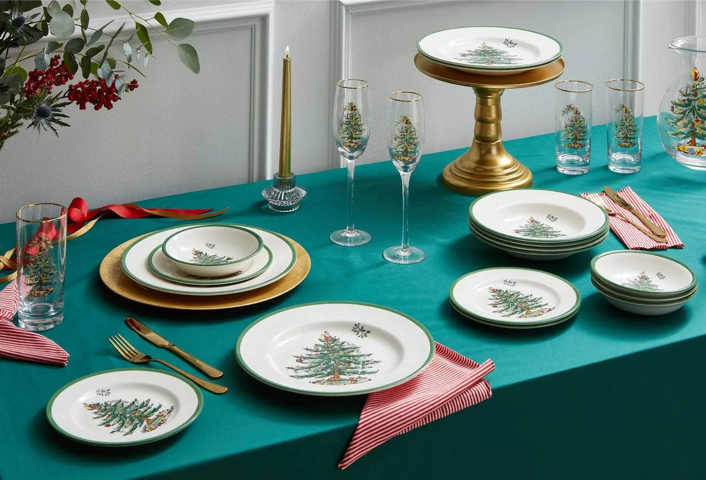 Christmas Table Setting Spode Paper Holiday Seasonal Décor Spode Christmas Tree Salt Pepper Shakers Santa Christmas