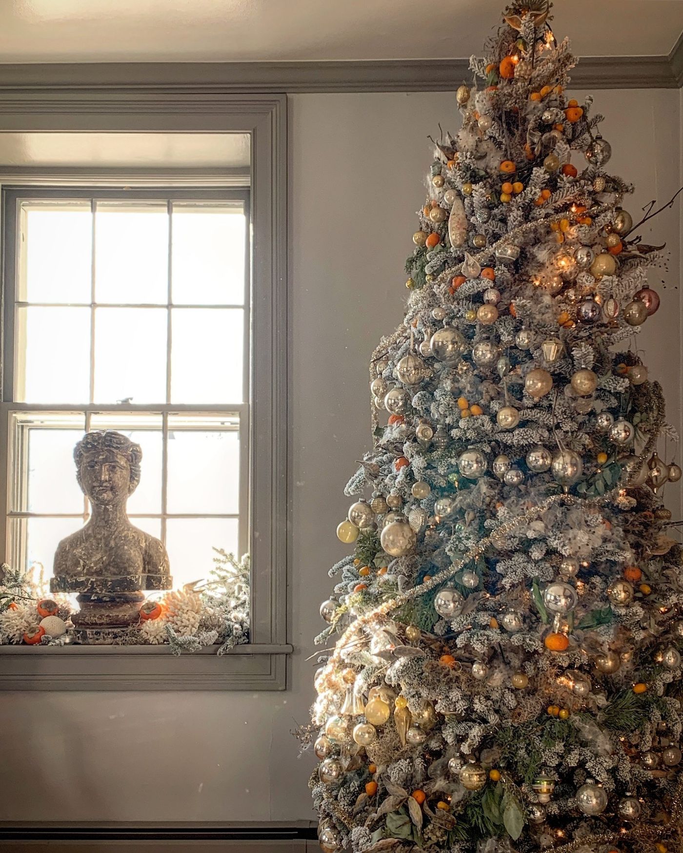 Christmas tree | Deborah Silver & Co.