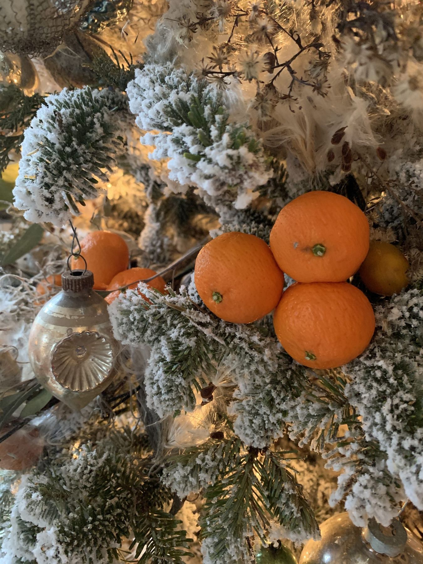 Christmas tree | Deborah Silver & Co.