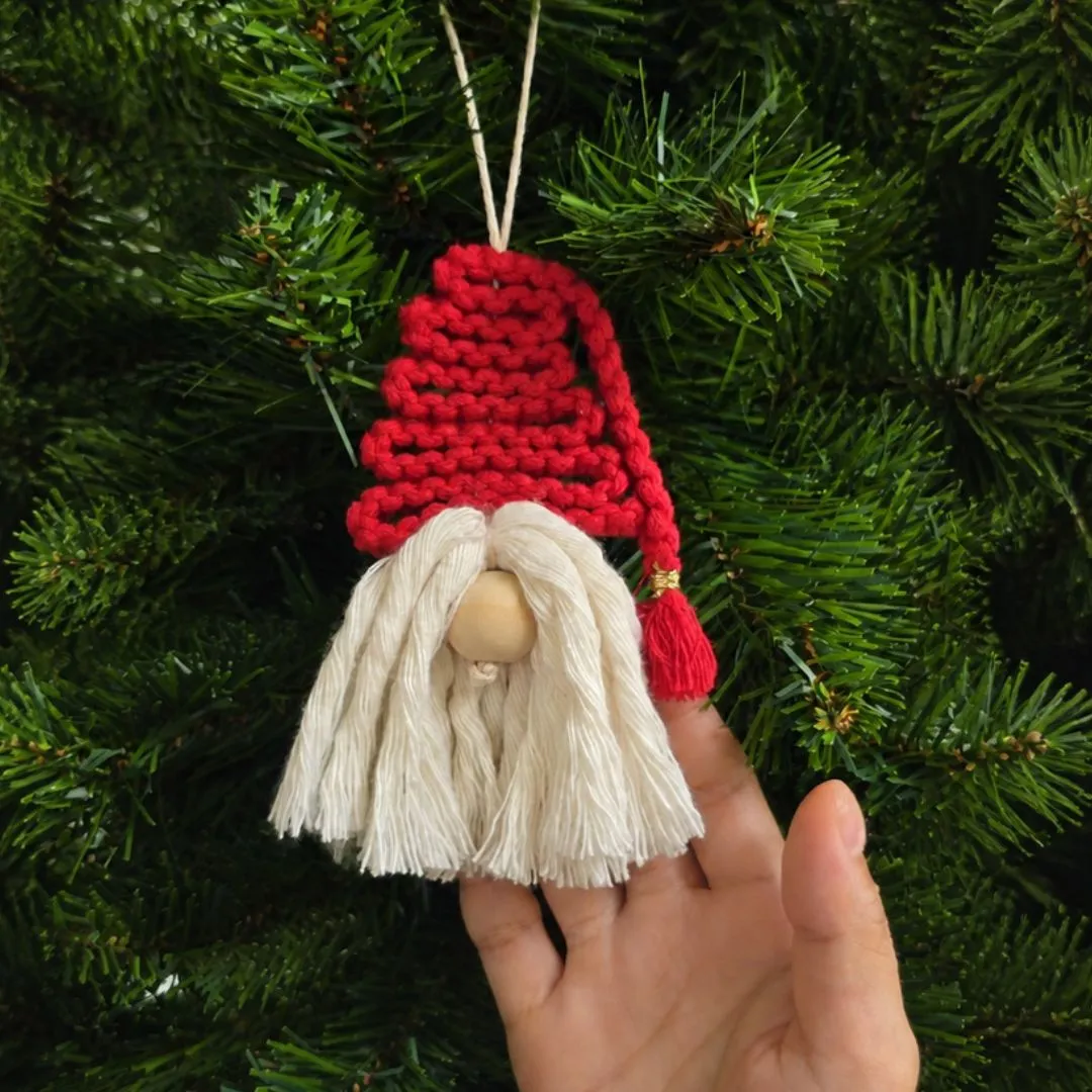 Christmas Tree Decorations: How To Decorate in Thailand