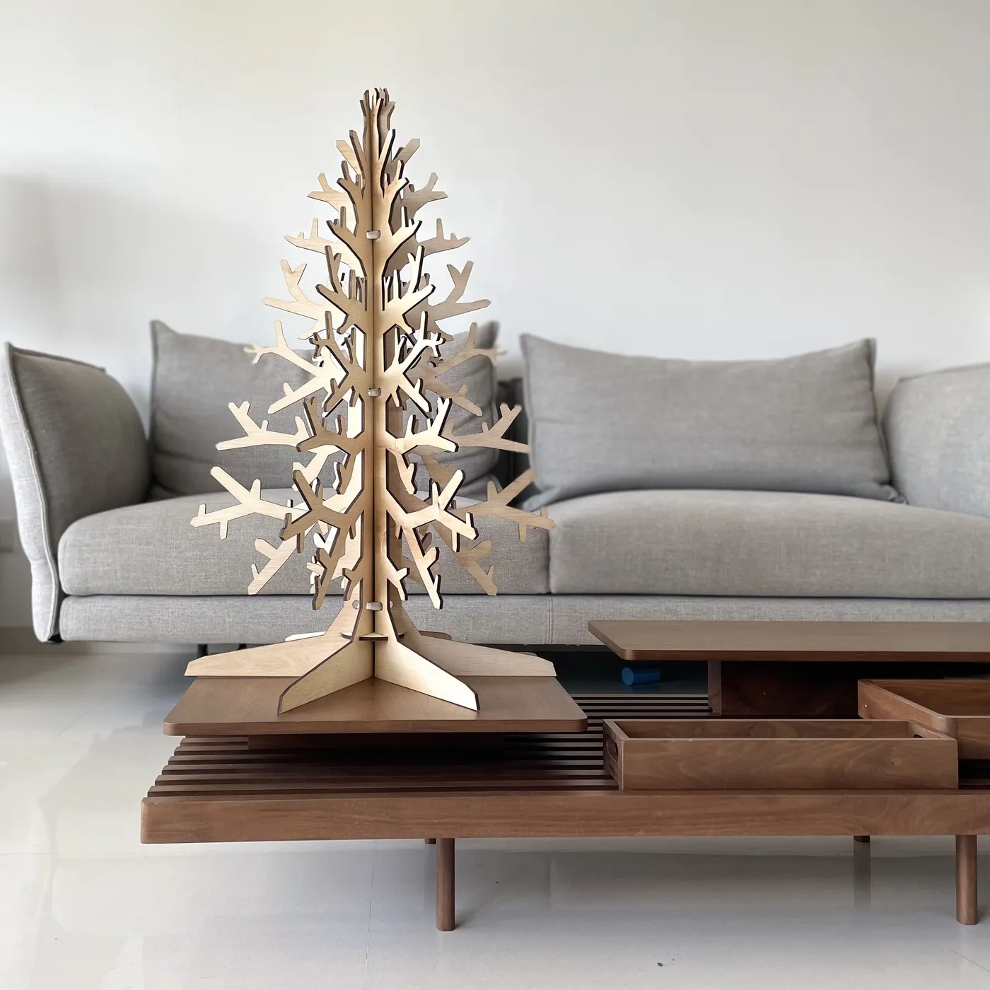 CHRISTMAS TREE – studio BTY