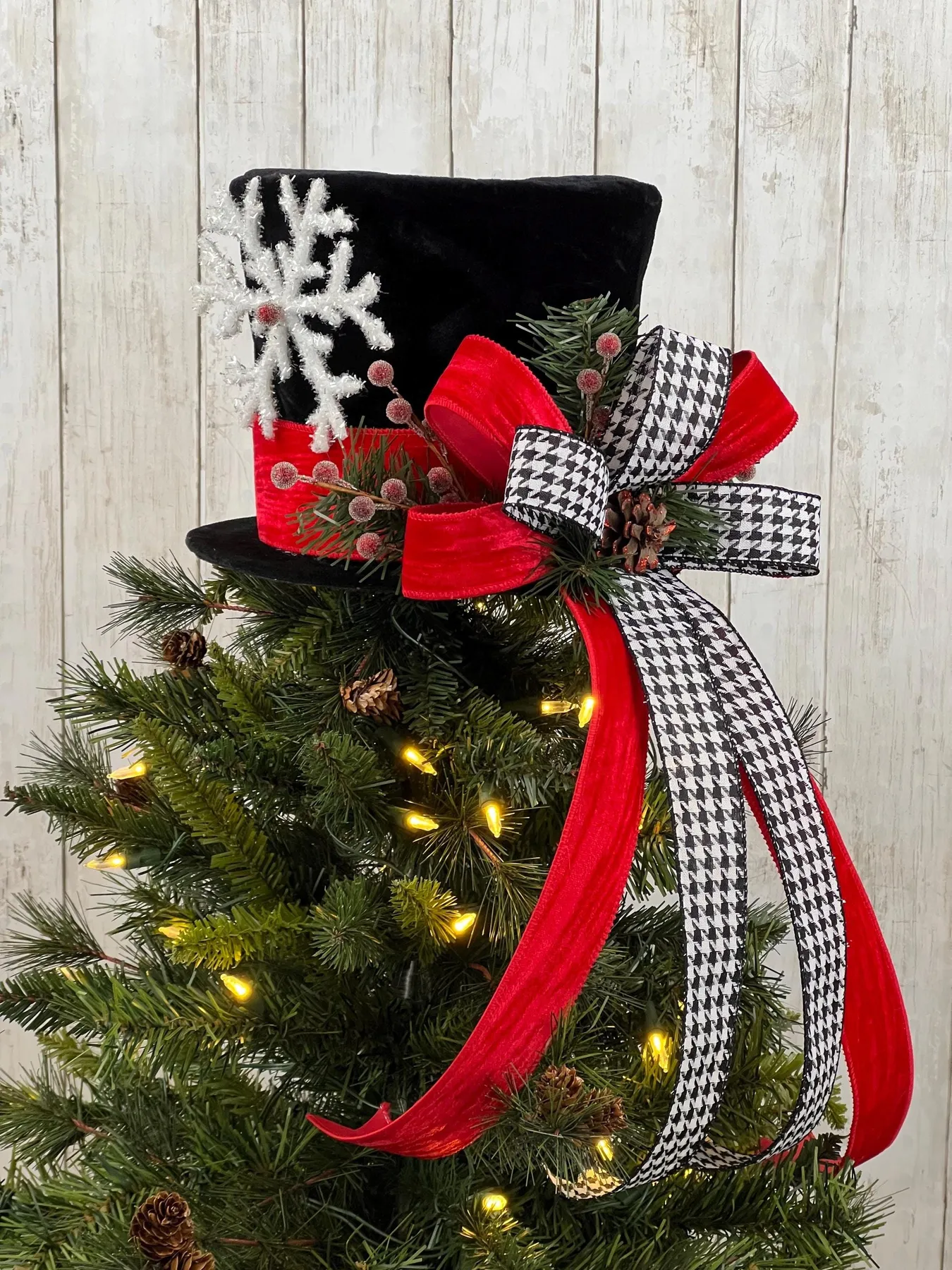 Christmas Trees 2026 Decorated With Top Hats - Tree Hat Soul High-end & Lane