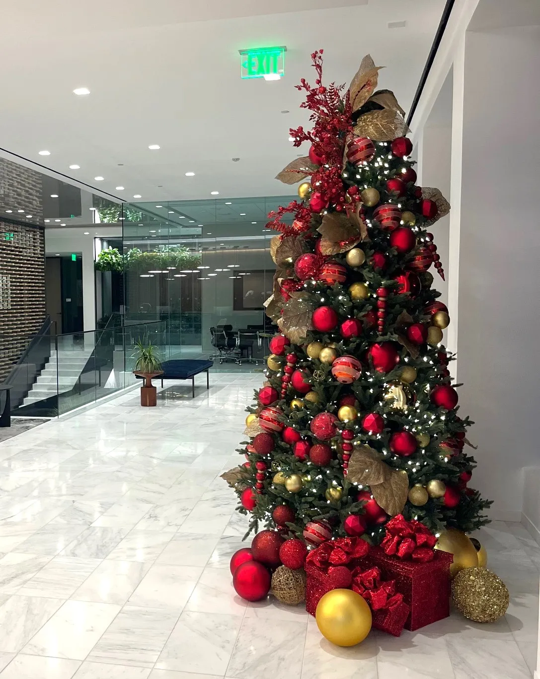 Christmas Trees – Modern Floristry