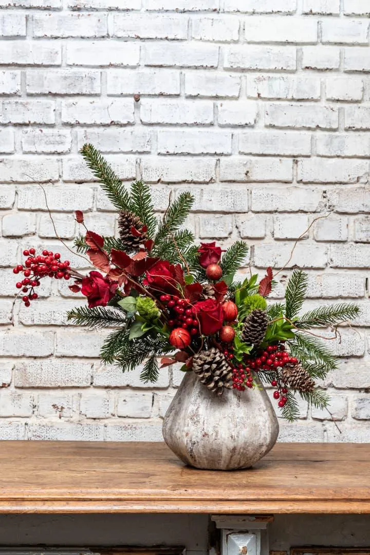 Christmas Vase Arrangement | franjipanji