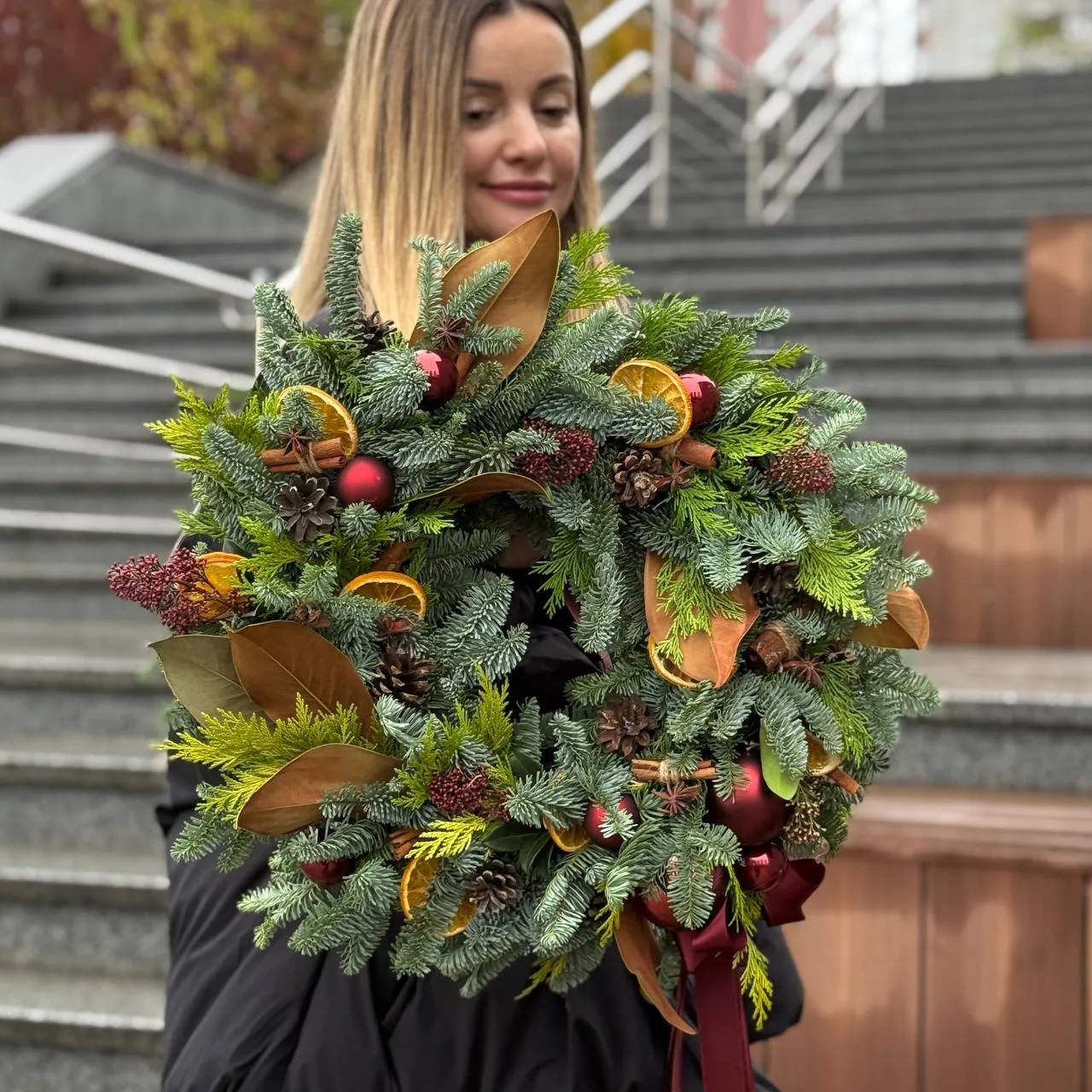 Christmas wreath with cinnamon and dried orange | gift delivery in Kyiv 🎁  Lepestki