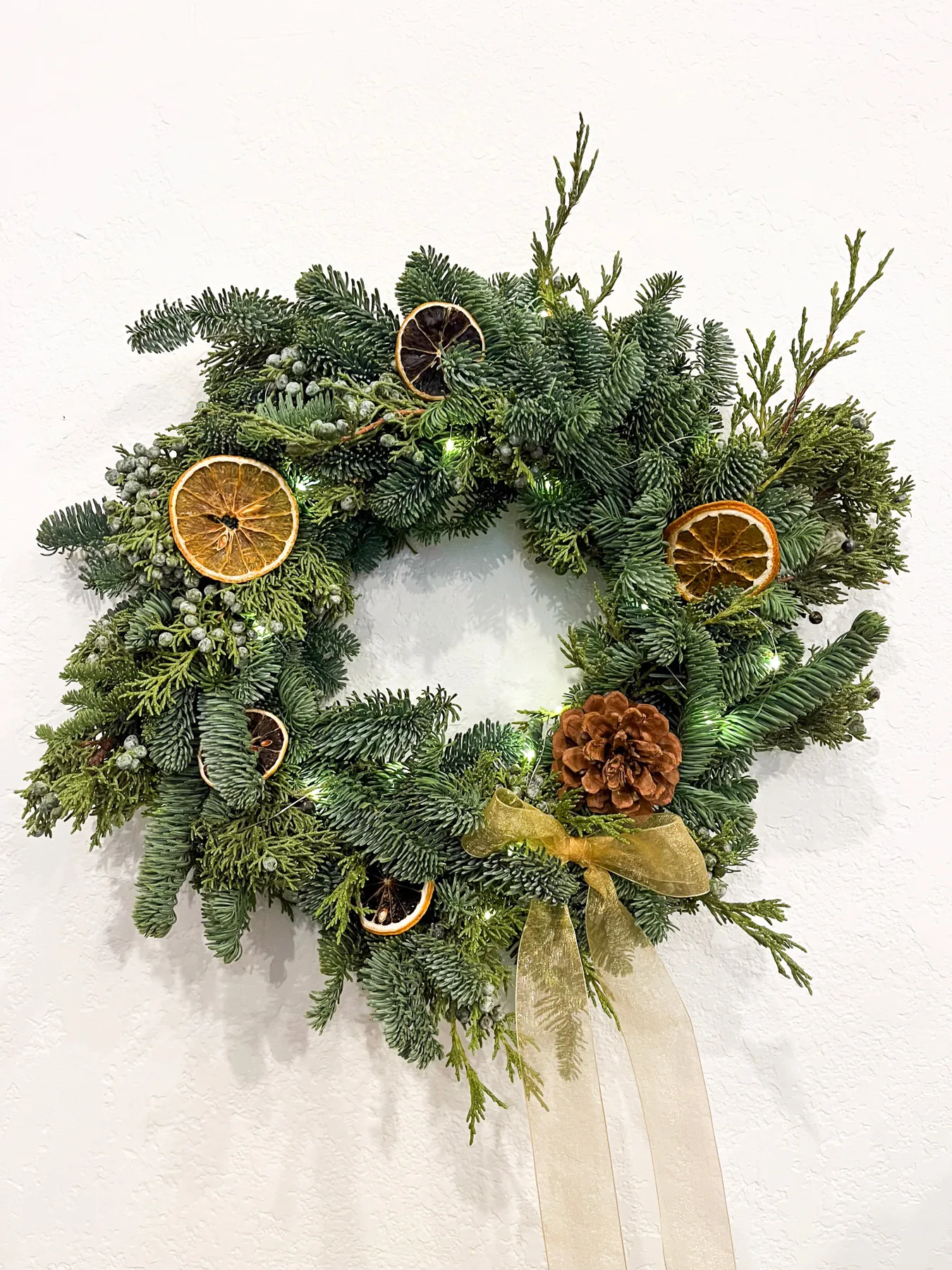 Citrus & Juniper Holiday Wreath - 18-inch