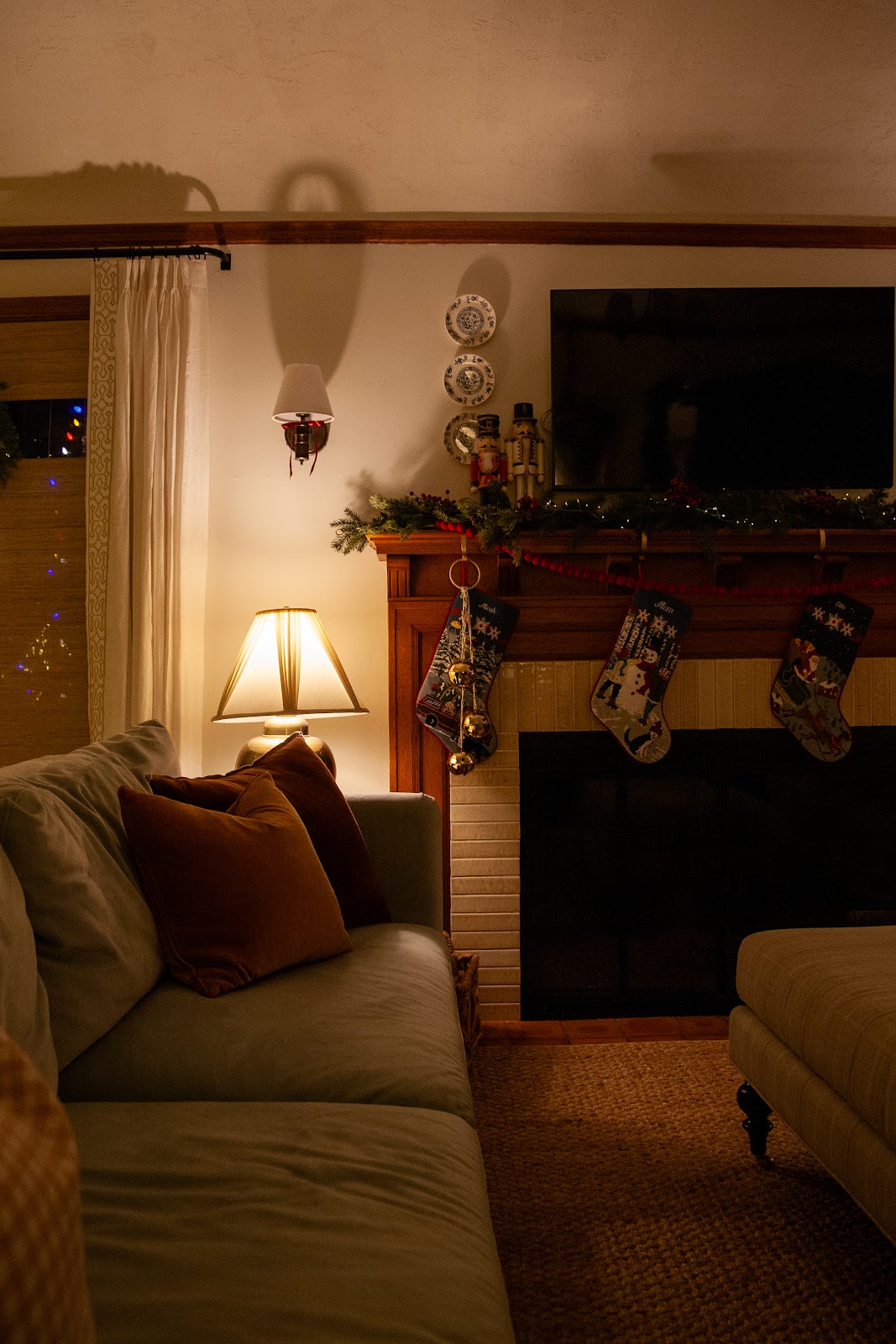 Classic Christmas decor around the house / Create / Enjoy