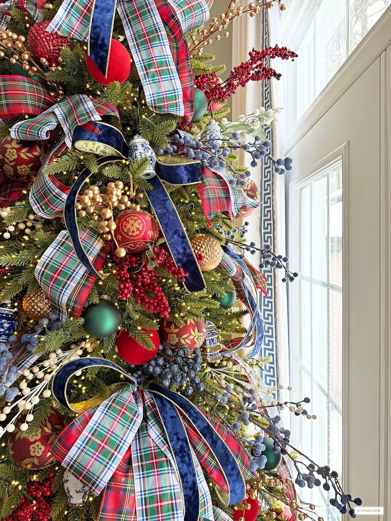 CLASSIC CHRISTMAS TREE | CITRINELIVING