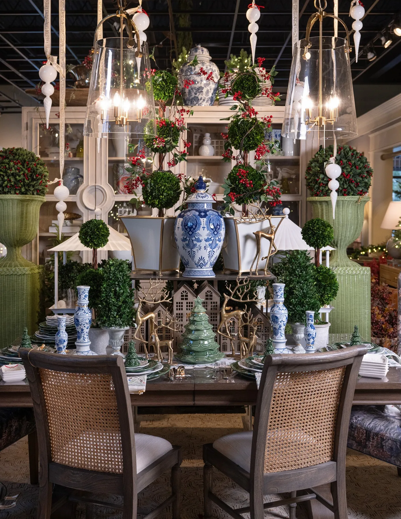 Countdown to Holiday Open House – Nell Hill's