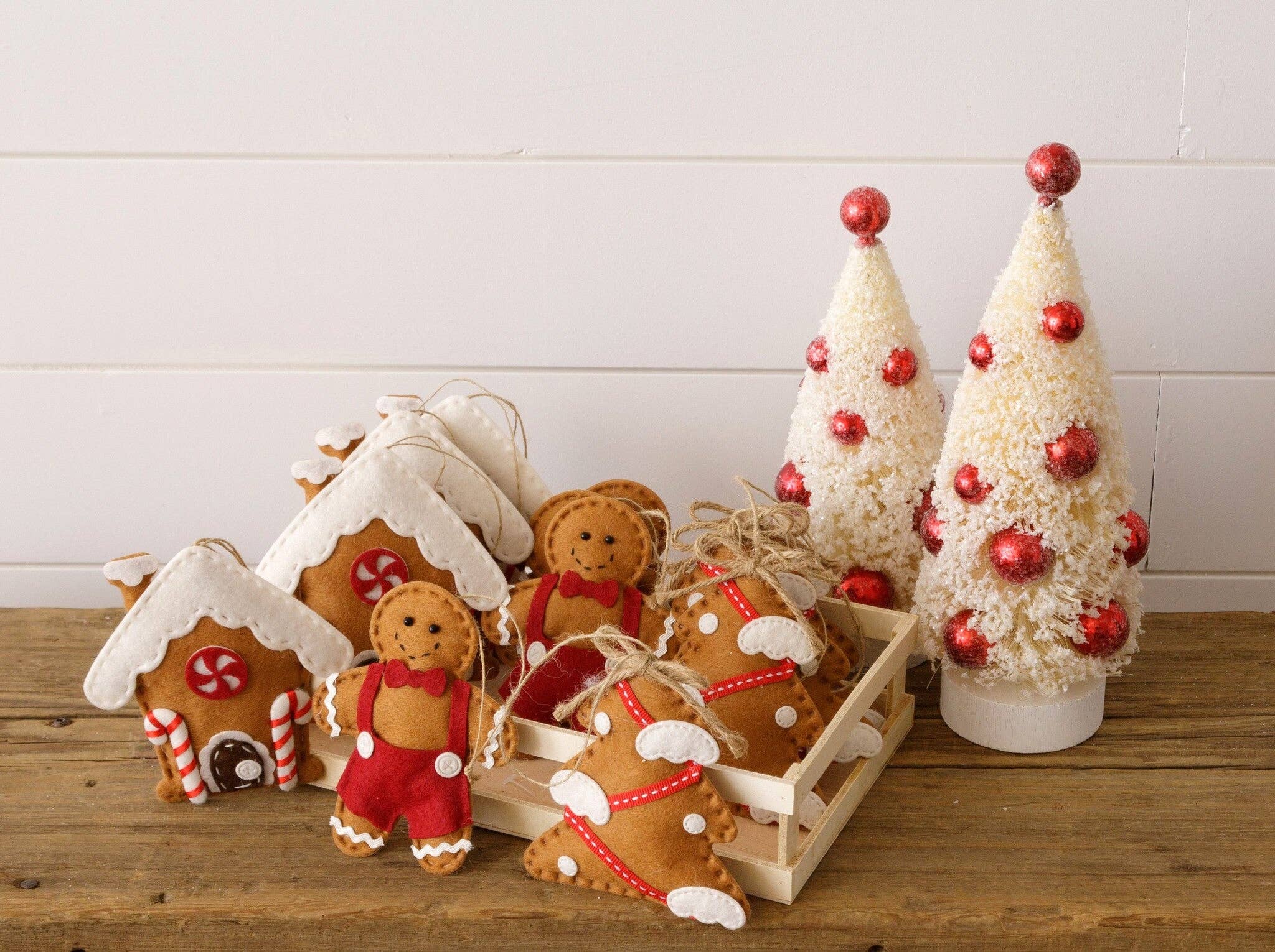 Crate Of 18 - Gingerbread House, Tree, And Man – Lemon & Lime Craft Co