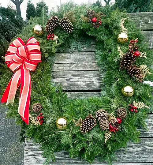 Custom Wreaths | Father Nature Garden Center