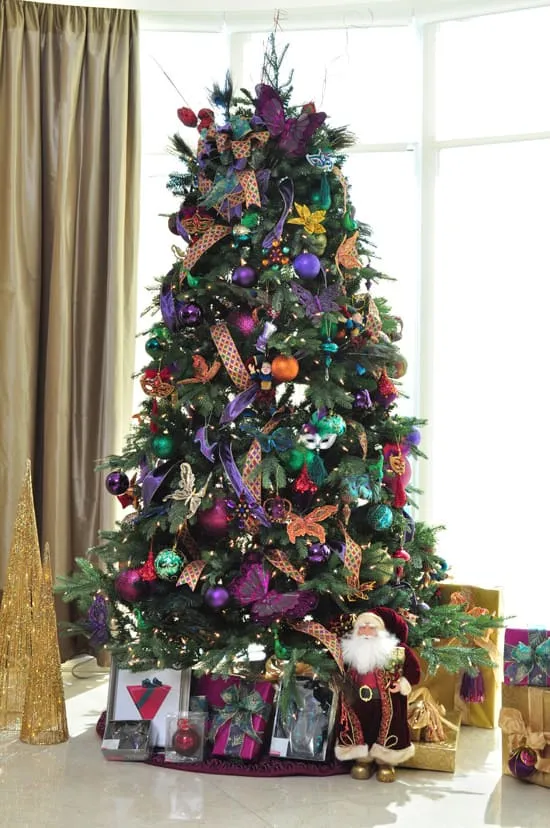 Debbie Travis' Christmas tree tips | Style at Home