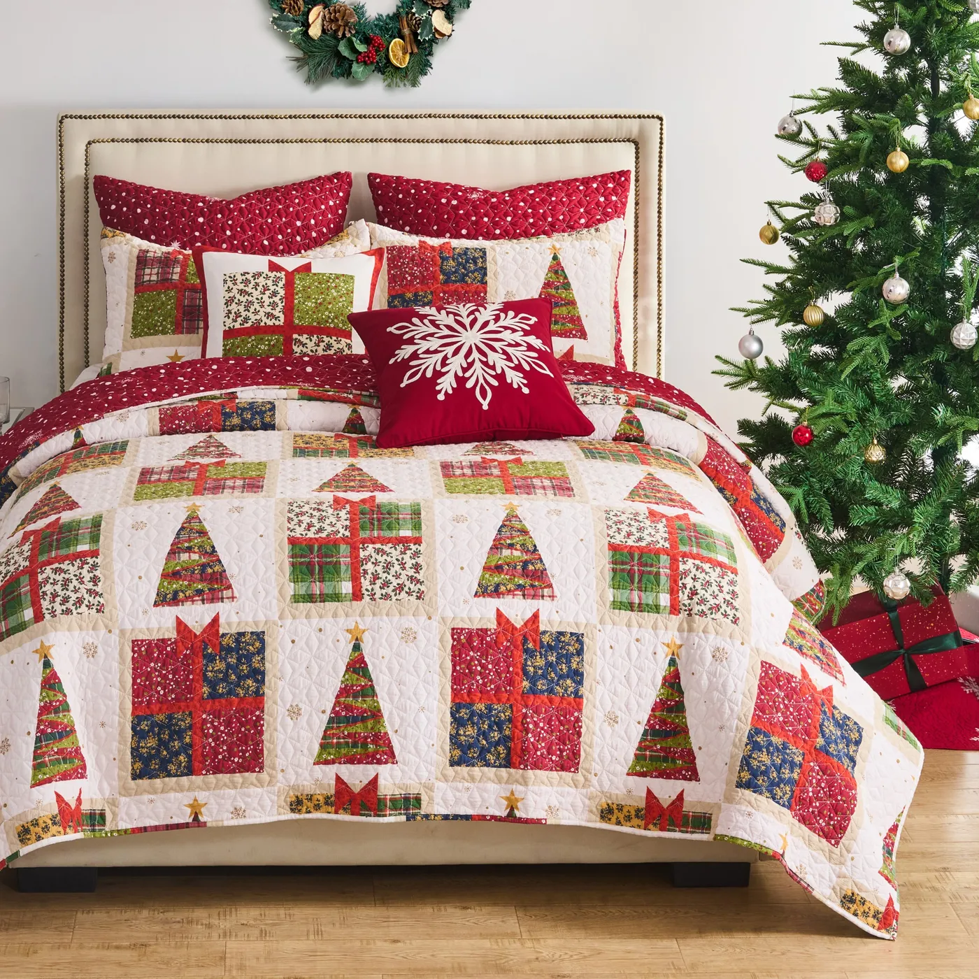 Deck the Halls Quilt Set – Greenland Home Fashions
