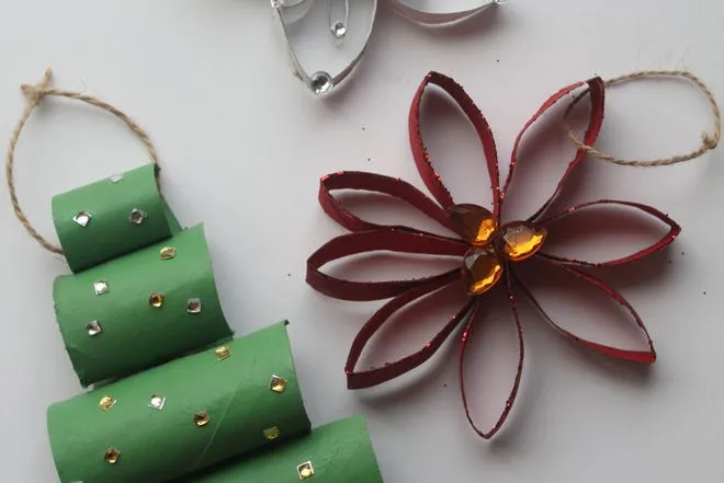 DIY make your own toilet paper roll christmas ornament