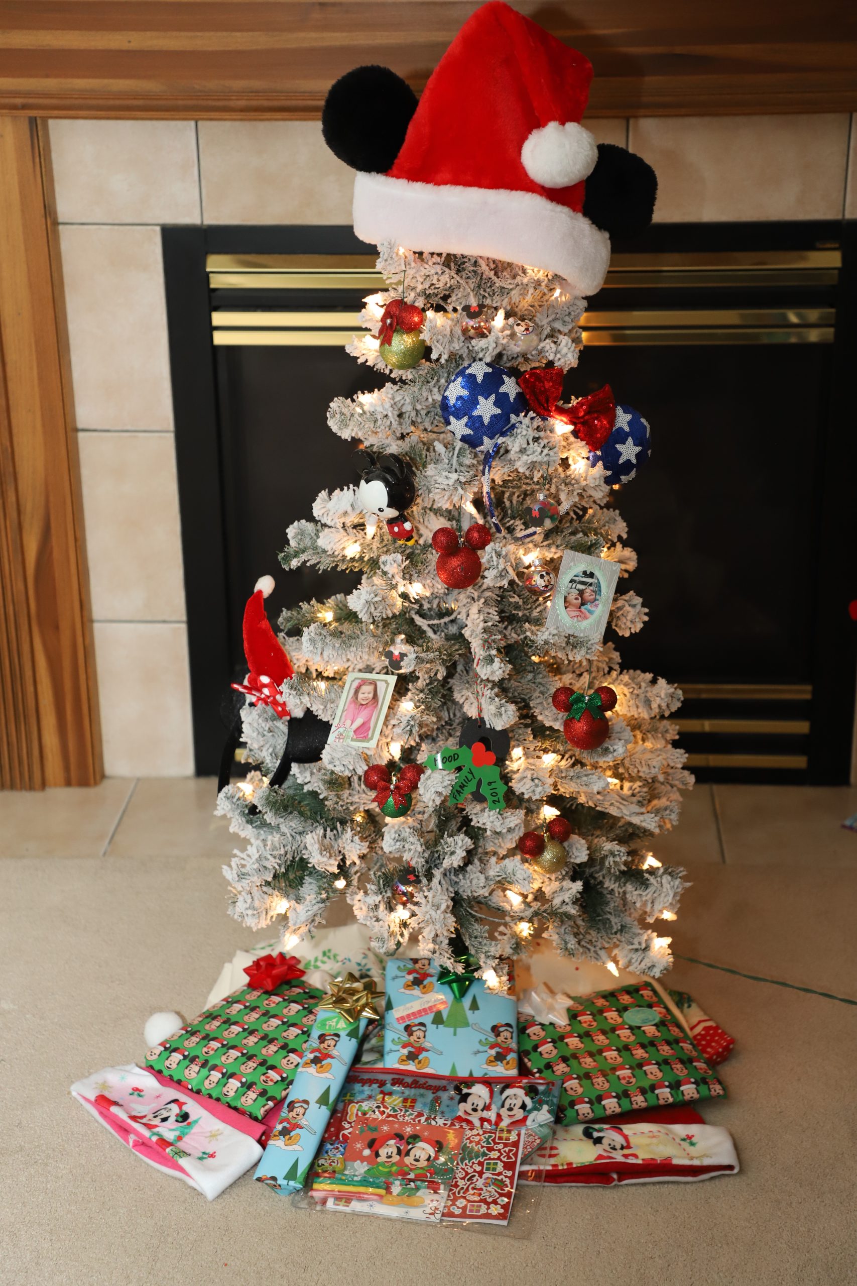 DIY Mickey and Minnie Mouse Disney Christmas Tree - For the Love of Food
