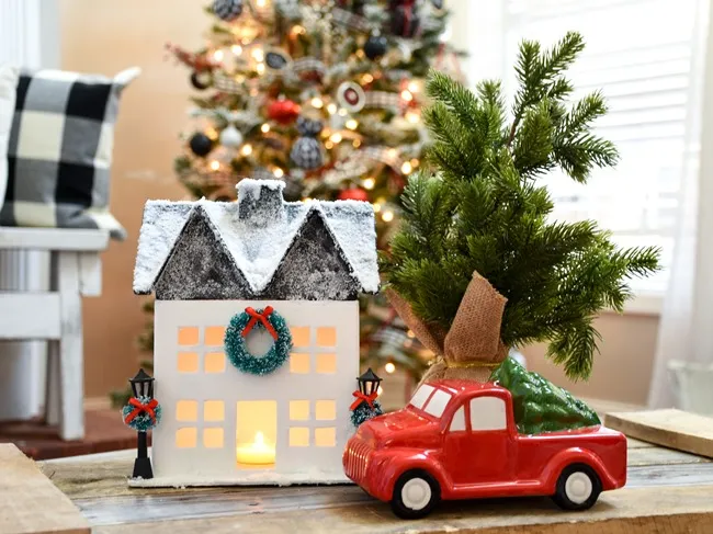 DIY Snowy Christmas Farmhouse