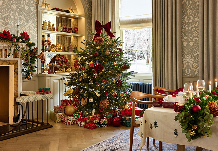 Dobbies Unveils Best Ever Christmas 2026 Collection
