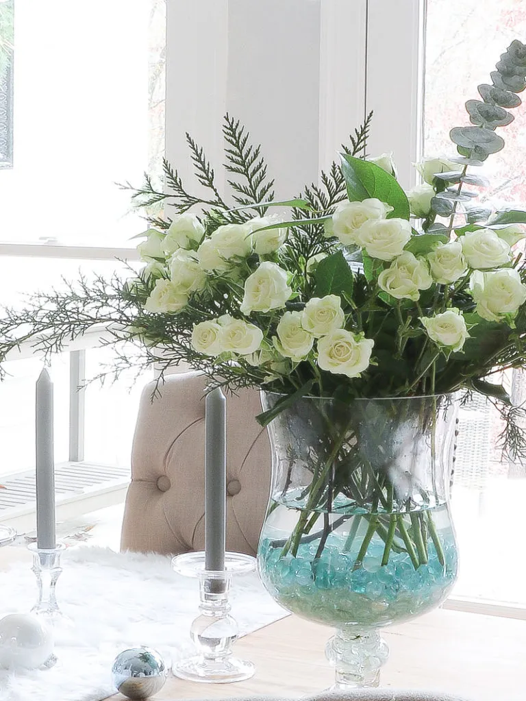 Easy Centerpiece Ideas for your holiday table - Duke Manor Farm by Laura Janning