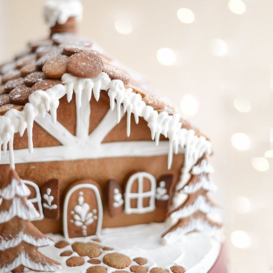 gingerbread house Archives | Fun Family Crafts