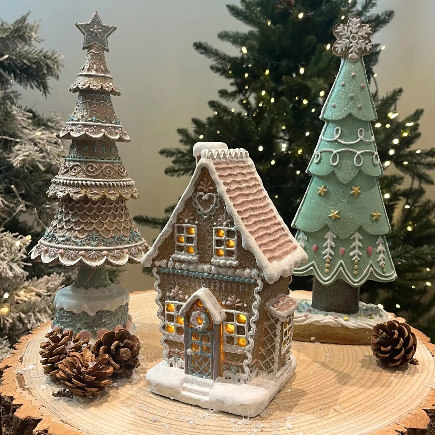 GINGINGERBREAD WONDERLAND | Gisela Graham LED House & Tree Ornaments – The Christmas  Decoration Shop