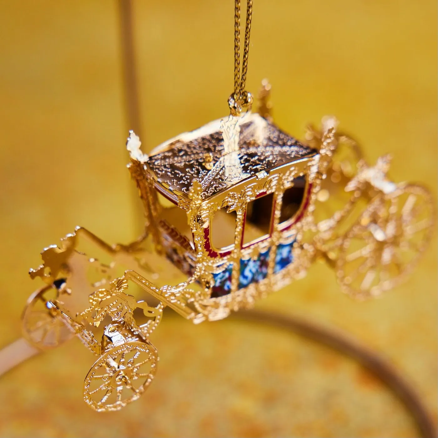 Gold State Coach Christmas Ornament | 24-Carat Gold Plated