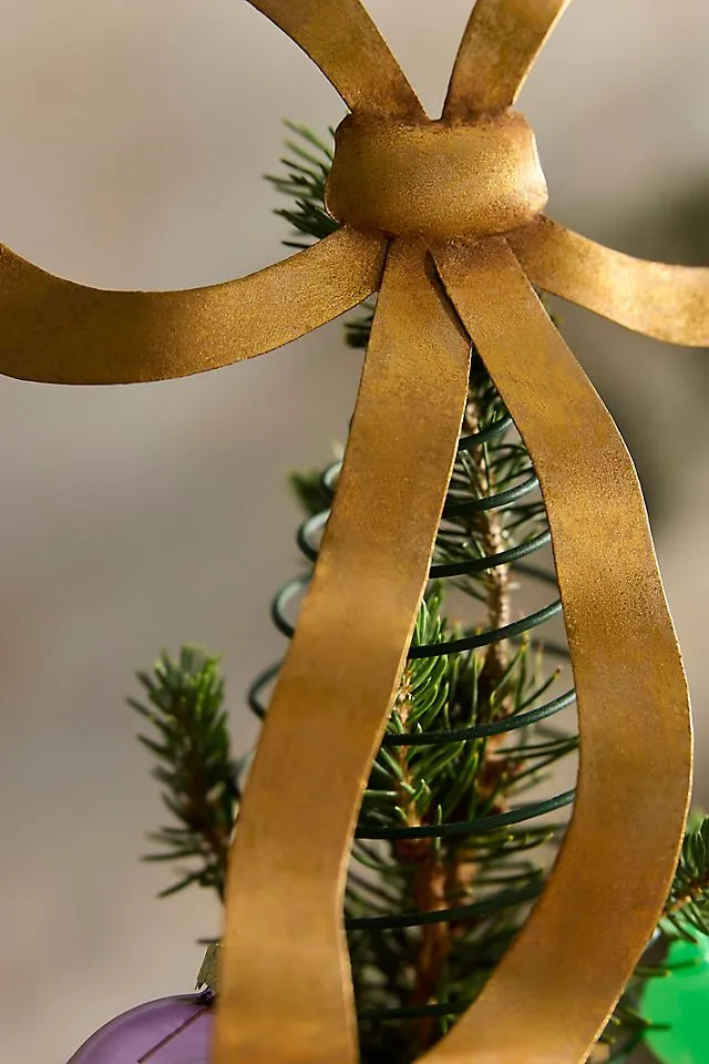 Golden Bow Tree Topper | Terrain