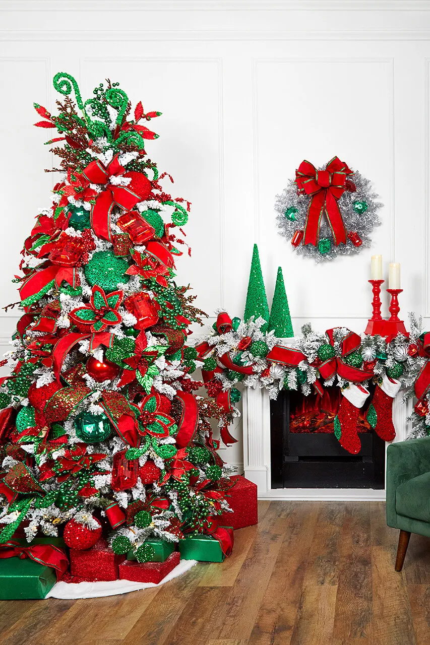 Green And Red Rigorous Decorated Christmas Tree , Holiday Trendy Sparkle  Decor Bundle