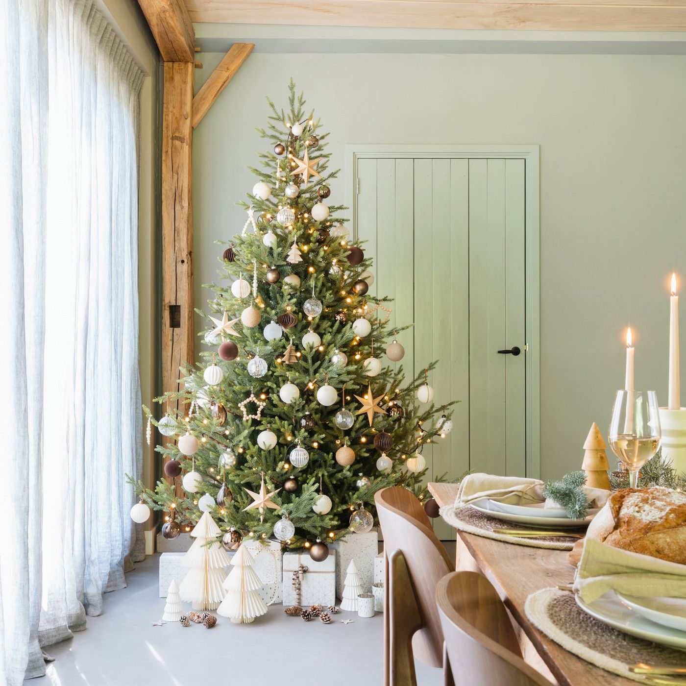 Green artificial Christmas tree Noan 210 cm PE/PVC