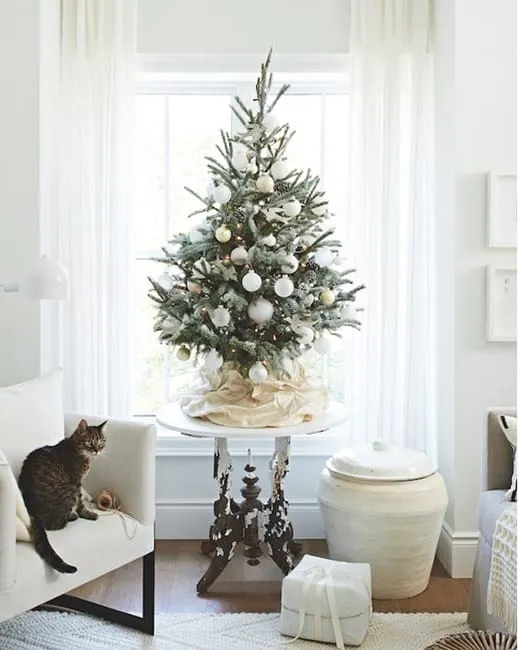 Green Christmas Colors, 50 Trendy Holiday Trees and Home Decorating Ideas
