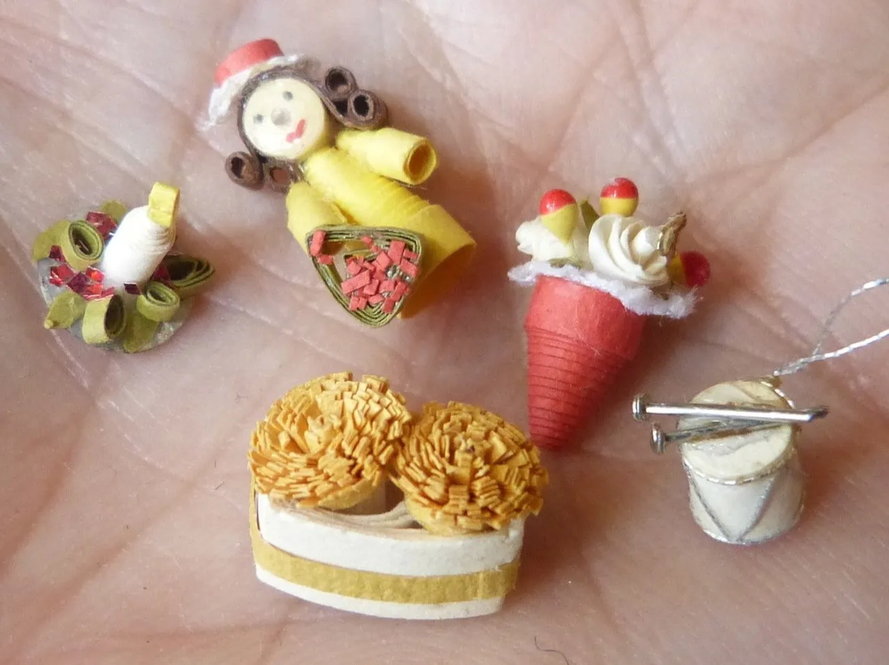 Handcrafted Miniature (1:12) Scrolled Paper Christmas Ornaments I — Graber  | Found