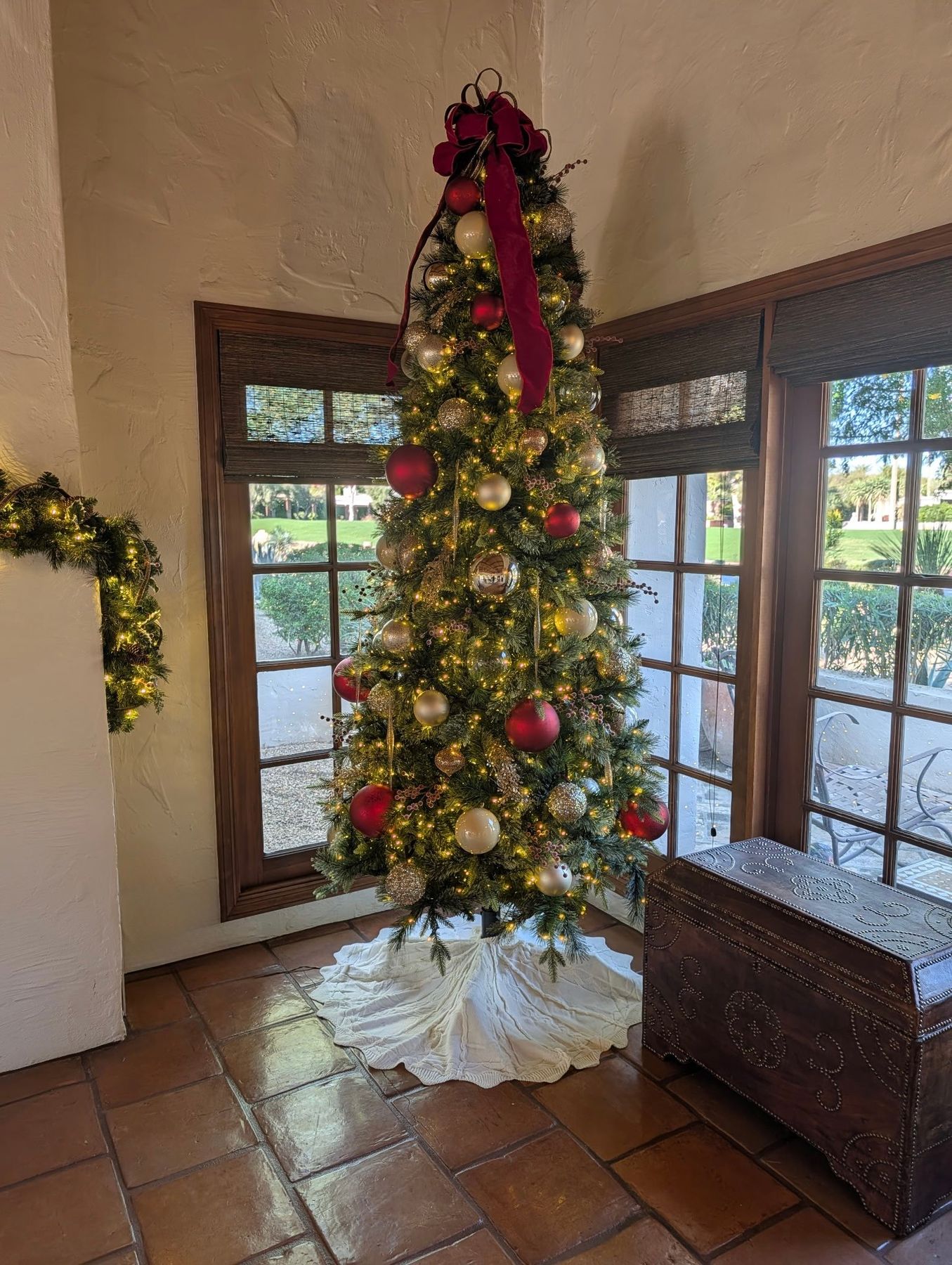 Holiday Décor & Christmas Light Installation Blog - Margie Mae's Holiday  Decor