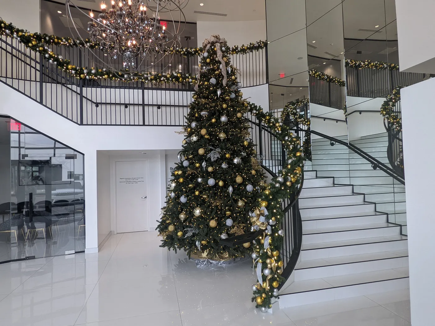 Holiday Décor & Christmas Light Installation Blog - Margie Mae's Holiday  Decor