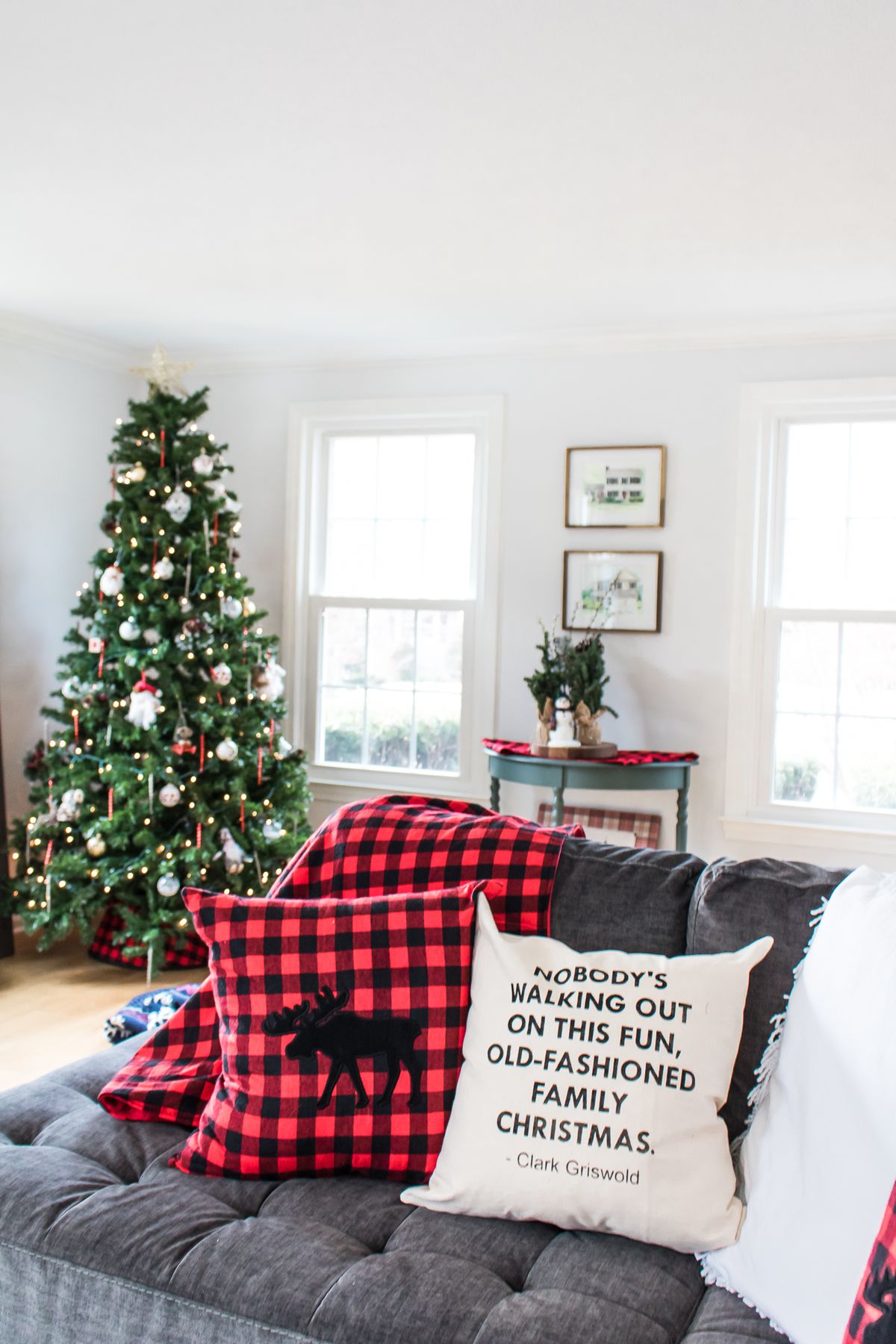 Holiday Decor in the Living Room - Caitlin Houston