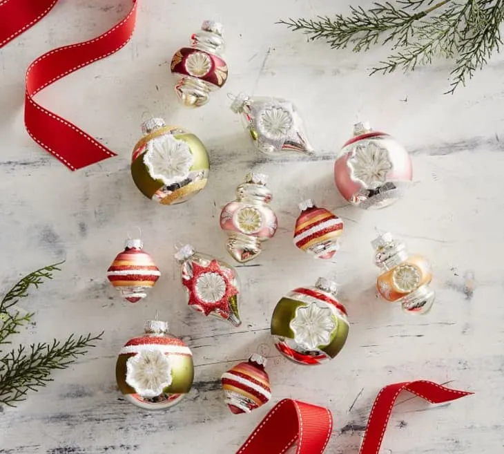 Holiday Decorations from Your Grandparents' House That Are Cool Again |  Apartment Therapy
