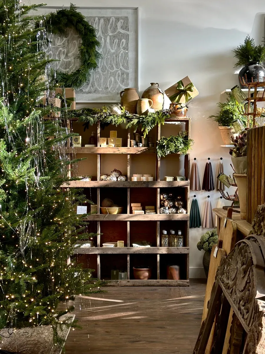 Holiday Home Decor Vancouver: Best Local Shops to Visit