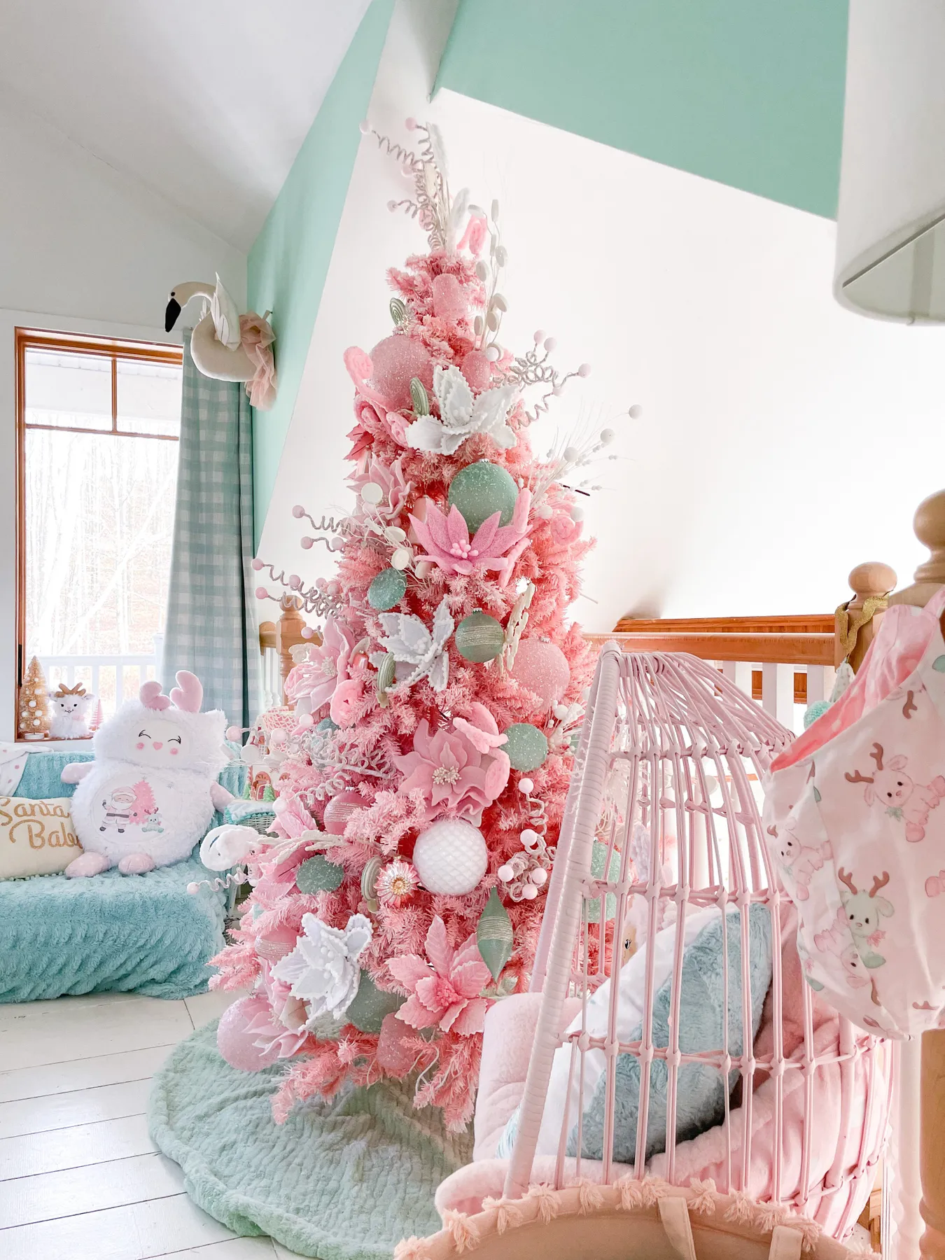 Home for the Holidays Christmas Tree Challenge! - Live Sweet