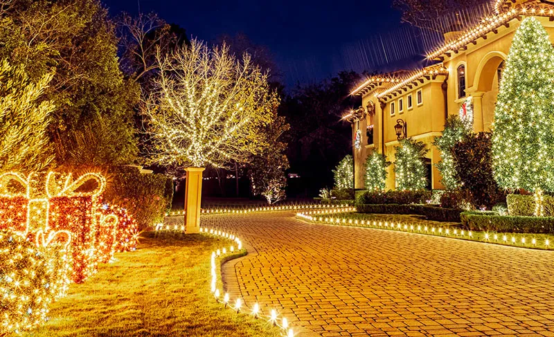 Houston Commercial Exterior Christmas Lighting