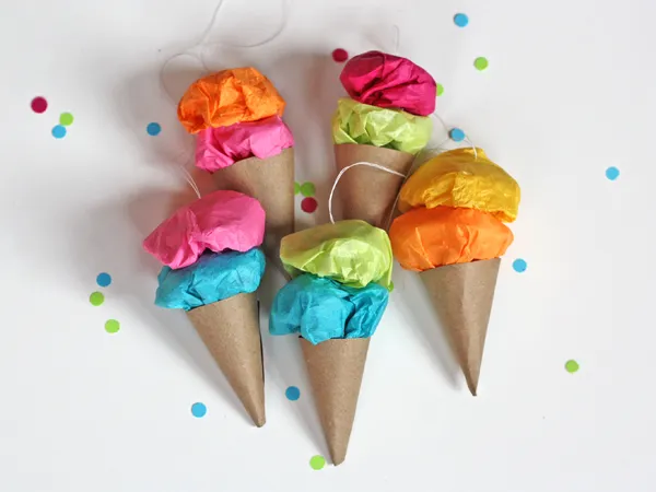 How About Orange: Easy paper ice cream ornaments