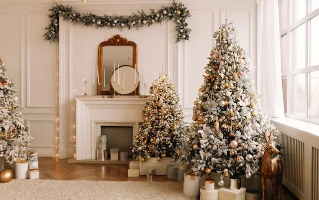 How the super rich decorate for Christmas