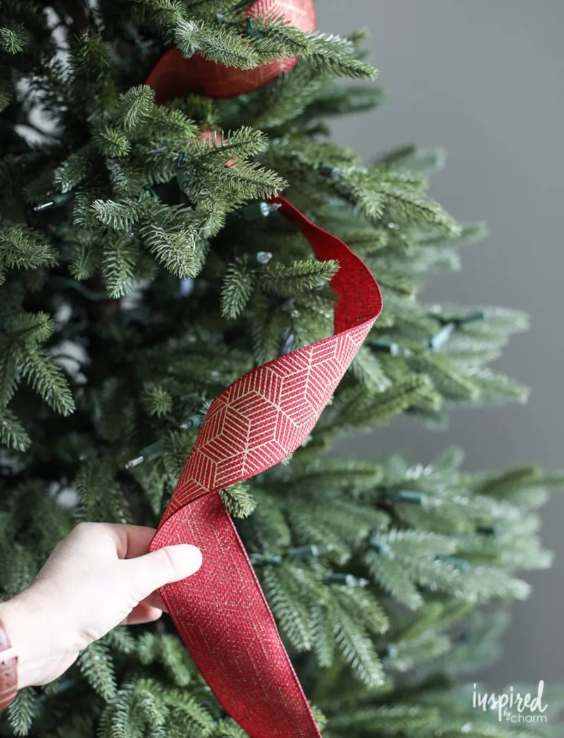 How to Add Ribbon to Your Christmas Tree Story - Inspired By Charm