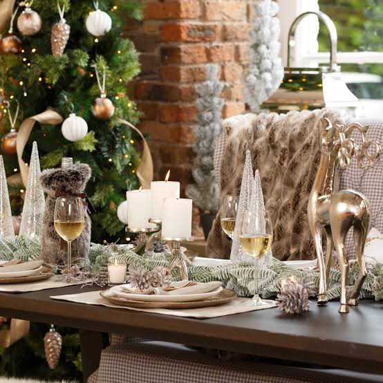 How to Create the Perfect Festive Centrepiece - The Good Room