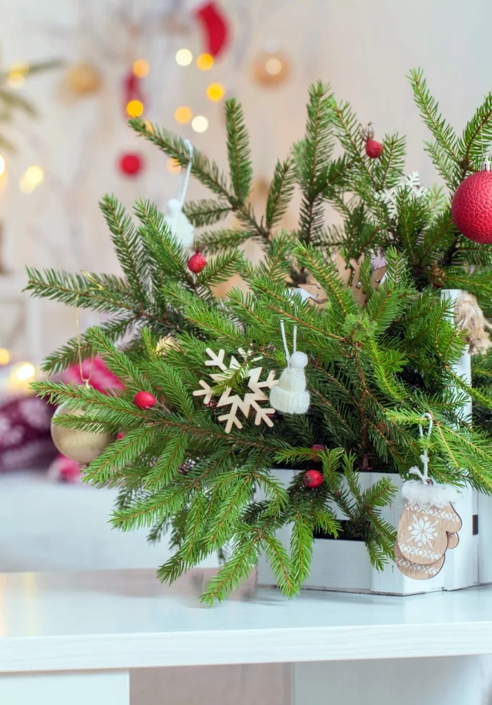 How to Create the Thrilling Magic of Scandinavian Christmas Decorating