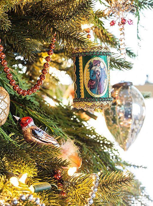 How to Decorate A Christmas Tree –One Kings Lane—Our Style Blog