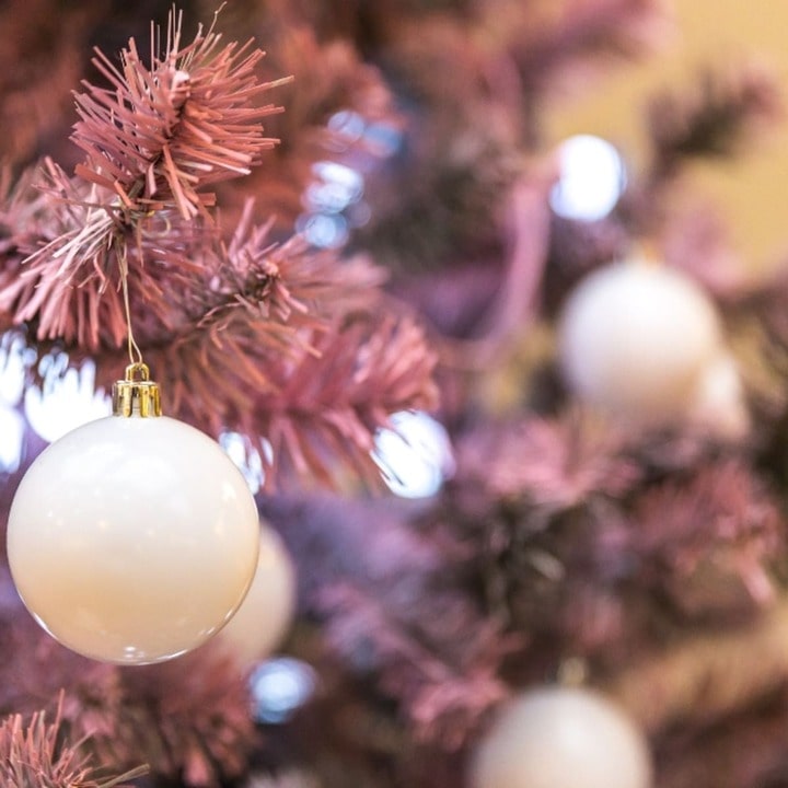 How To Decorate A Pink Tree For Christmas At Home