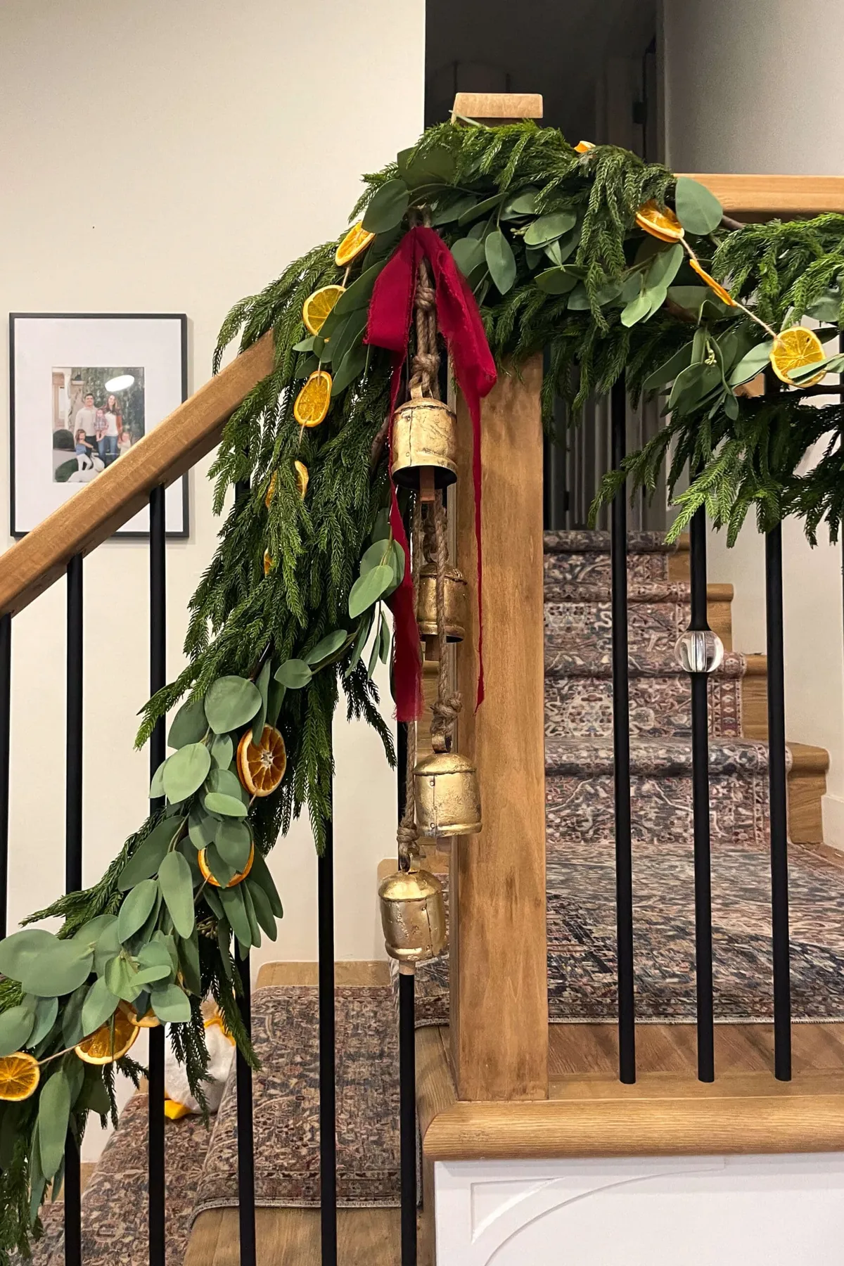 How to Decorate With Christmas Garland on a Staircase | Crystel Montenegro  Home