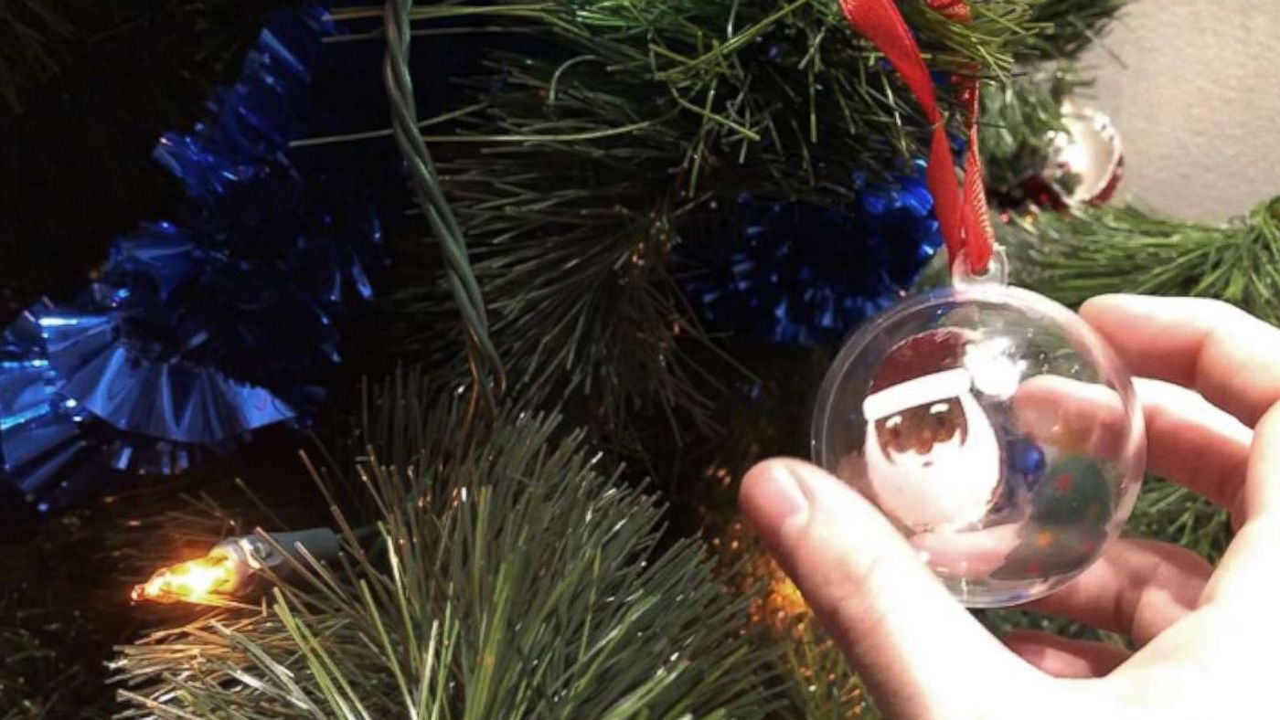 How to make a DIY temporary tattoo ornament for your Christmas tree - ABC  News